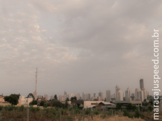 Em mais um dia de altas temperaturas, Inmet alerta para onda de calor Em mais um dia de altas temperaturas, Inmet alerta para onda de calor