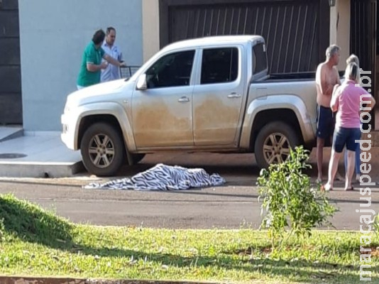 Empresário é executado a tiros perto de escola na fronteira Empresário é executado a tiros perto de escola na fronteira