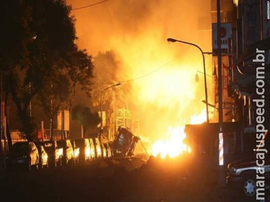 Explosão em Cabul deixa pelo menos 5 mortos; talibãs assumem autoria Explosão em Cabul deixa pelo menos 5 mortos; talibãs assumem autoria