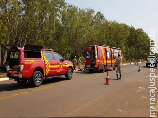 Idoso teria passado mal ao volante antes de colidir em reboque e morrer na Capital Idoso teria passado mal ao volante antes de colidir em reboque e morrer na Capital