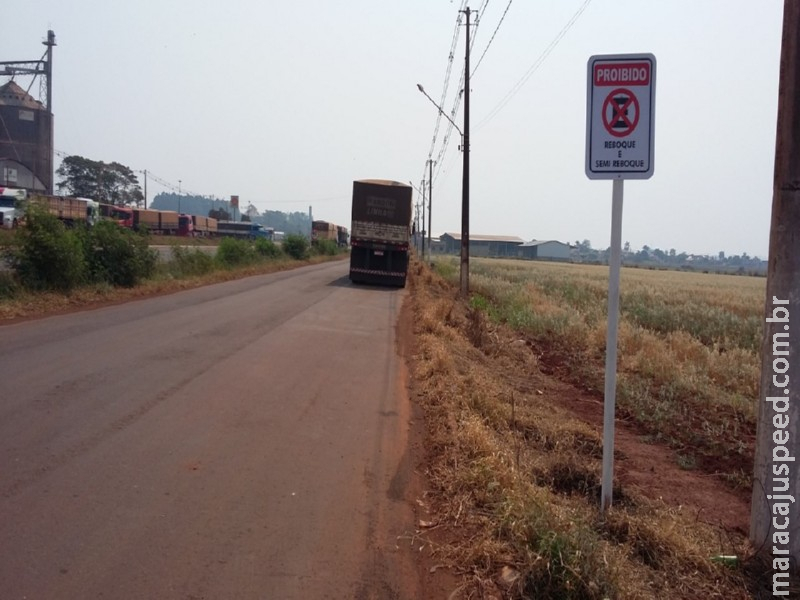 Maracaju: Reboque e Semirreboque estão proibidos estacionar na Av. Perimetral Norte Maracaju: Reboque e Semirreboque estão proibidos estacionar na Av. Perimetral Norte