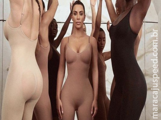 Nova empresa de Kim Kardashian faturou R$8 milhões em minutos Nova empresa de Kim Kardashian faturou R$8 milhões em minutos