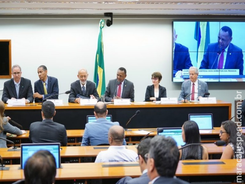 Número de geriatras não acompanha envelhecimento da população Número de geriatras não acompanha envelhecimento da população