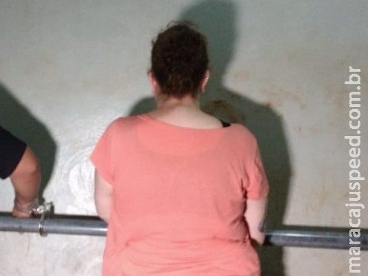 Nutricionista é presa após vender maconha para adolescente em Dourados Nutricionista é presa após vender maconha para adolescente em Dourados