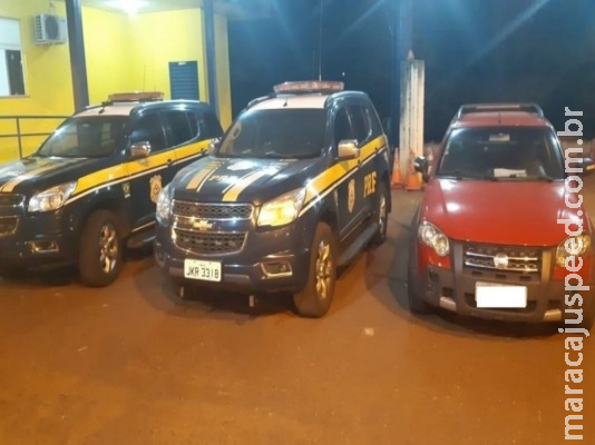 Polícia recupera em Rio Brilhante carro roubado há 6 anos em SP Polícia recupera em Rio Brilhante carro roubado há 6 anos em SP