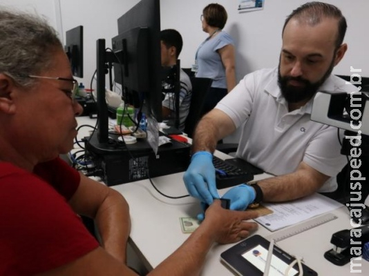 Quase cem mil eleitores ainda não fizeram revisão biométrica