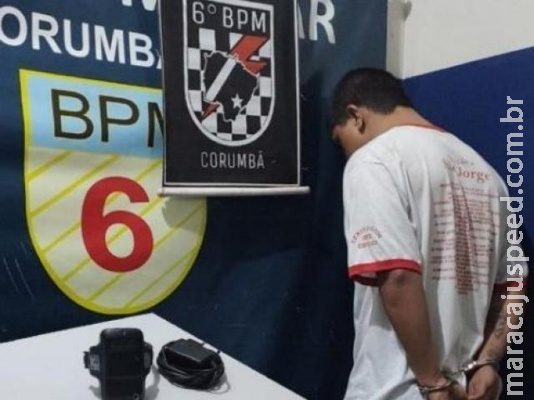 Rapaz rompe tornozeleira eletrônica e mãe aciona Polícia Militar Rapaz rompe tornozeleira eletrônica e mãe aciona Polícia Militar