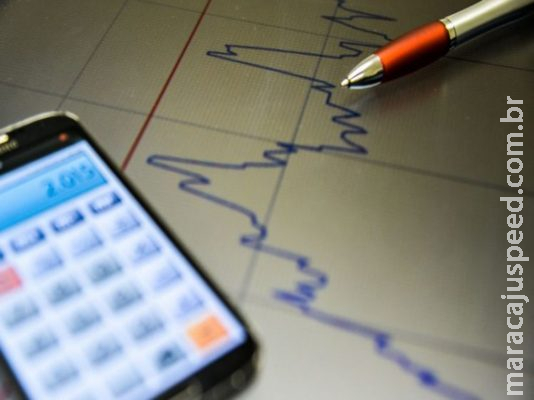 Selic em queda obriga banco a cortar taxa de administração Selic em queda obriga banco a cortar taxa de administração