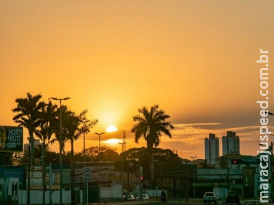 Termômetros chegam aos 40ºC em dia de sol em MS, prevê meteorologia Termômetros chegam aos 40ºC em dia de sol em MS, prevê meteorologia