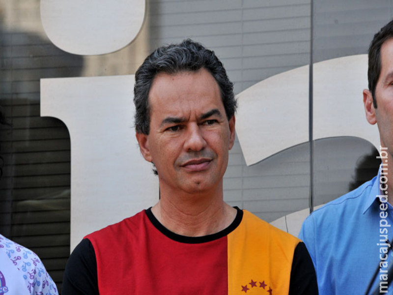 Tucanos querem que prefeito assuma que deseja fazer aliança Tucanos querem que prefeito assuma que deseja fazer aliança