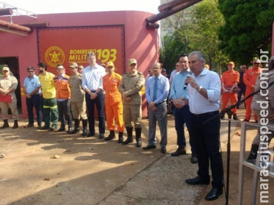 Governador garante pagamento de 13° salário em dezembro