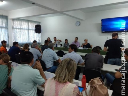 Acaba em confusão reunião convocada por reitora temporária da UFGD