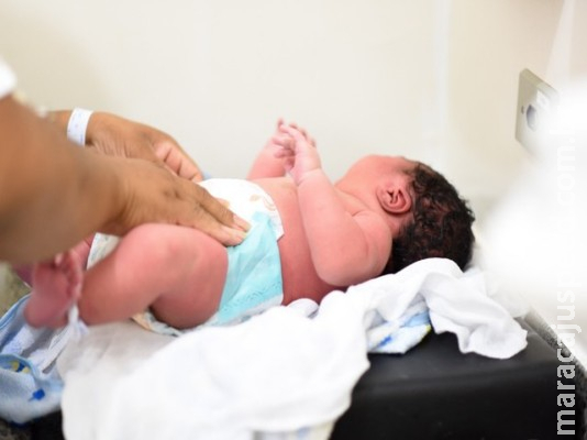 Bebê de 5,5 kg nasce em maternidade na fronteira: 