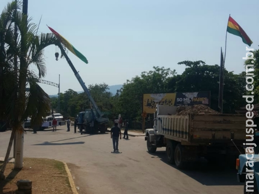 Bloqueio entra no 6º dia com prejuízo de pelo menos R$ 4,5 milhões