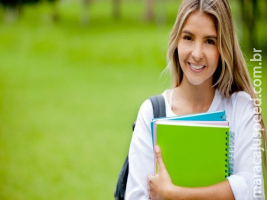 Brasileiros podem concorrer a bolsas de estudo em Nova York Brasileiros podem concorrer a bolsas de estudo em Nova York