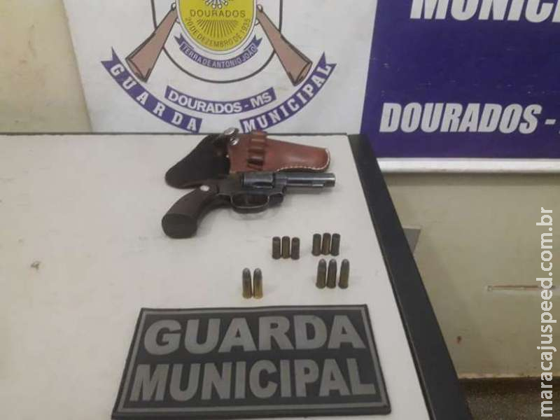 Dirigindo embriagado, homem acaba preso por porte ilegal de arma em Dourados