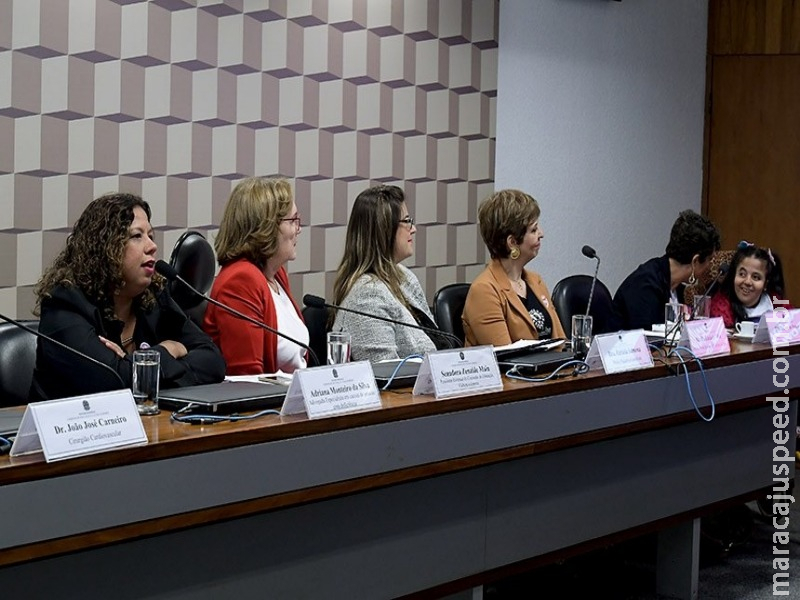 É preciso conscientizar sobre a Síndrome de Edwards, dizem debatedores É preciso conscientizar sobre a Síndrome de Edwards, dizem debatedores