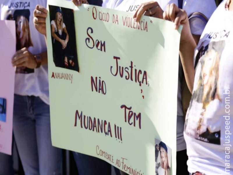 ‘Esperamos há 12 anos por Justiça’, diz família de jovem morta que teve corpo escondido em sofá ‘Esperamos há 12 anos por Justiça’, diz família de jovem morta que teve corpo escondido em sofá