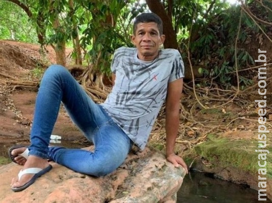 Homem morre no hospital após ser encontrado com marcas de espancamento Homem morre no hospital após ser encontrado com marcas de espancamento