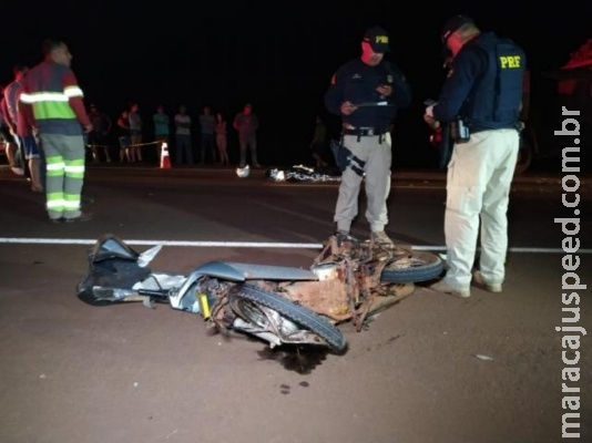 Motociclista morre ao bater de frente com caminhão na BR-163 Motociclista morre ao bater de frente com caminhão na BR-163