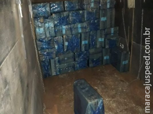 Polícia descobre depósito de cigarros e apreende R$ 5 milhões em materiais Polícia descobre depósito de cigarros e apreende R$ 5 milhões em materiais