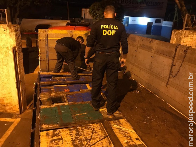 Condutor é preso com quase uma tonelada de maconha Condutor é preso com quase uma tonelada de maconha