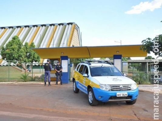 Estudante de 12 anos é atropelada por ônibus quando seguia para escola