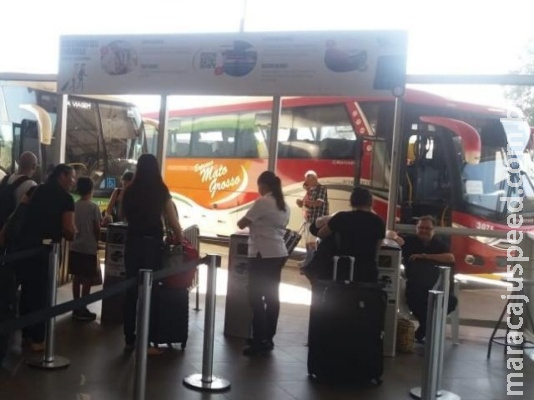 Mais da metade dos passageiros de ônibus viajam sem cinto de segurança