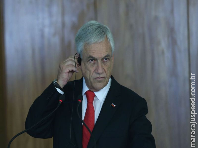 Presidente chileno é acusado de crimes contra a humanidade Presidente chileno é acusado de crimes contra a humanidade