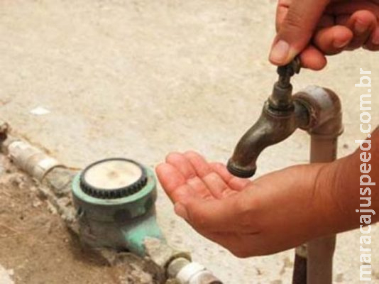 Sem água até para banho, moradores do Los Angeles denunciam desabastecimento