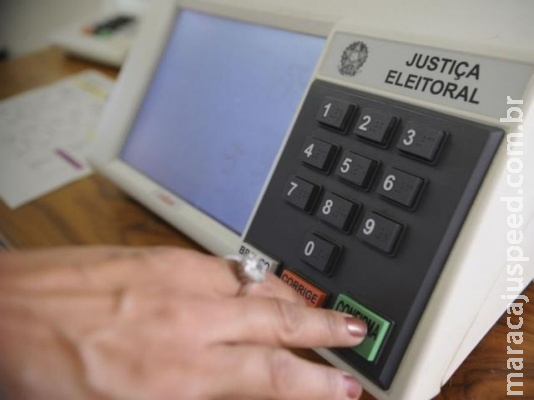 Testes em urnas eletrônicas encontram falhas mínimas, diz TSE 