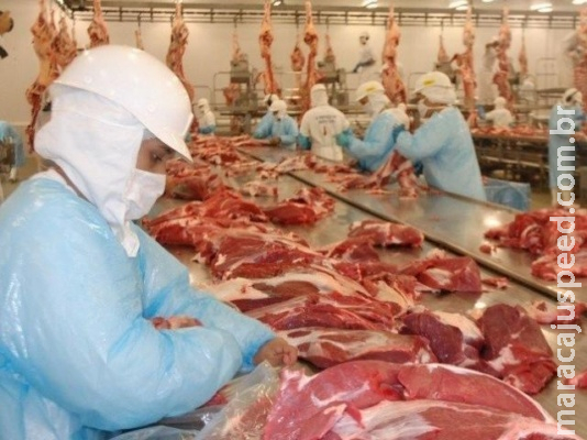 Banana e carne puxam 2ª alta consecutiva do preço da cesta básica