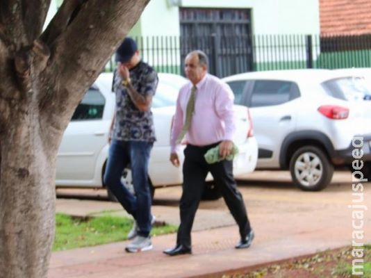 Comerciante comprou arma há uma semana e matou por dívida de R$ 200 Comerciante comprou arma há uma semana e matou por dívida de R$ 200