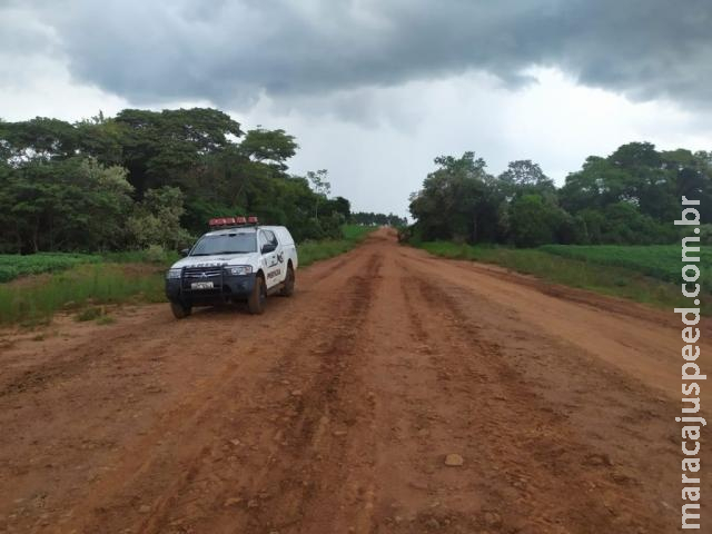 Corpo em decomposição é encontrado com mãos e pés amarrados na fronteira