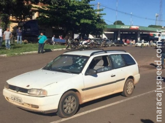 Dois homens são executados com mais de 30 tiros de pistola 9 mm