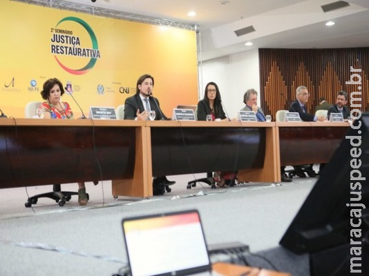 Especialistas debatem desafios da prática restaurativa