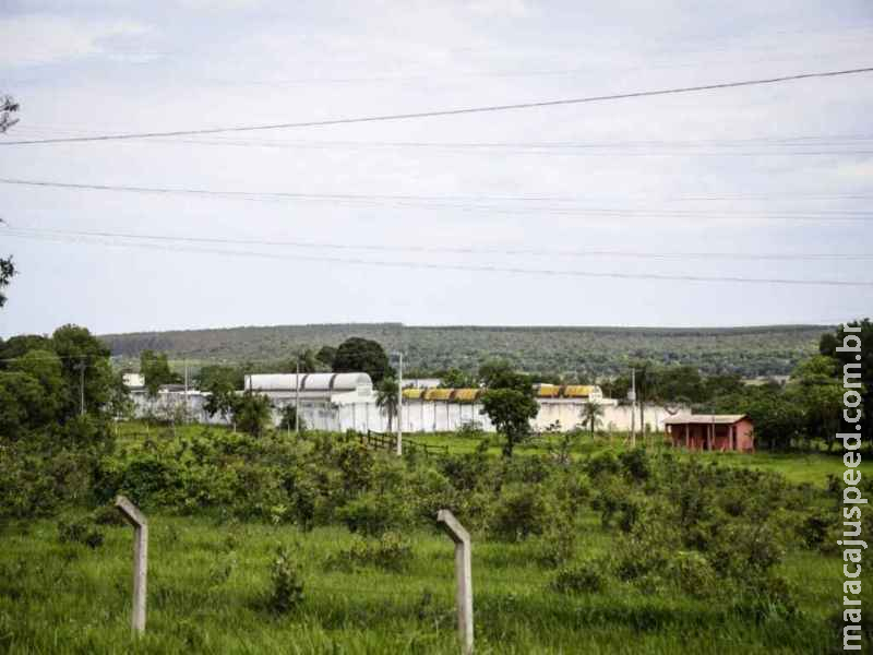 Interno da Unei que fugiu com outros 25 é recapturado na casa da irmã Interno da Unei que fugiu com outros 25 é recapturado na casa da irmã