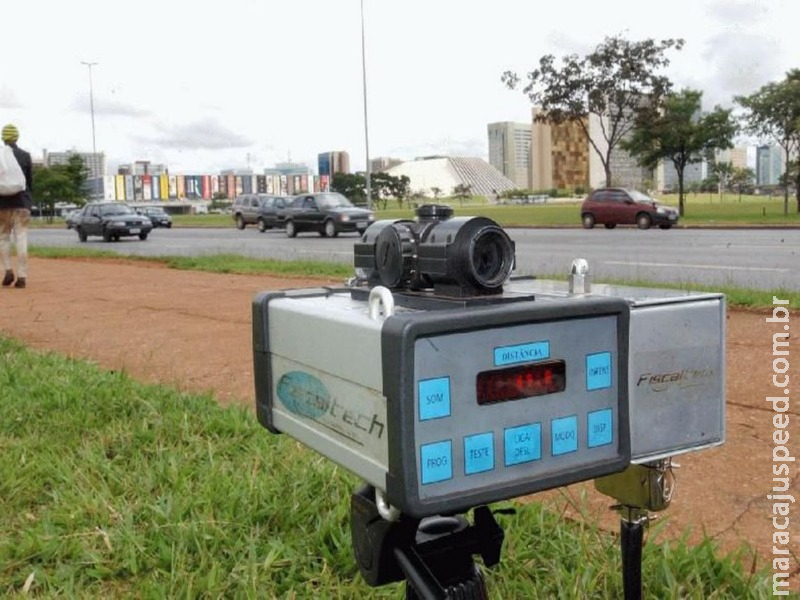 Justiça determina que PRF volte a usar radares móveis em rodovias Justiça determina que PRF volte a usar radares móveis em rodovias