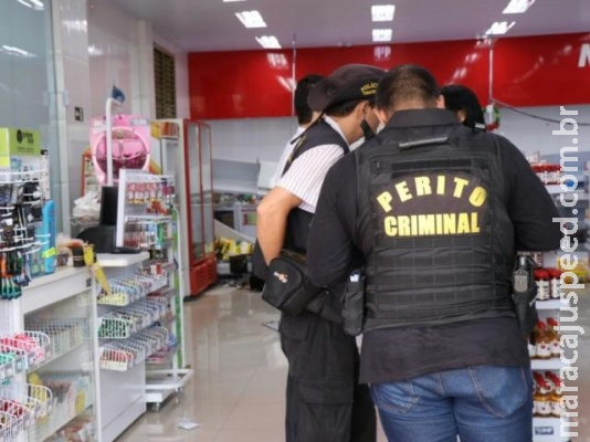 Ladrões de farmácia podem ter roubado outros dois estabelecimentos