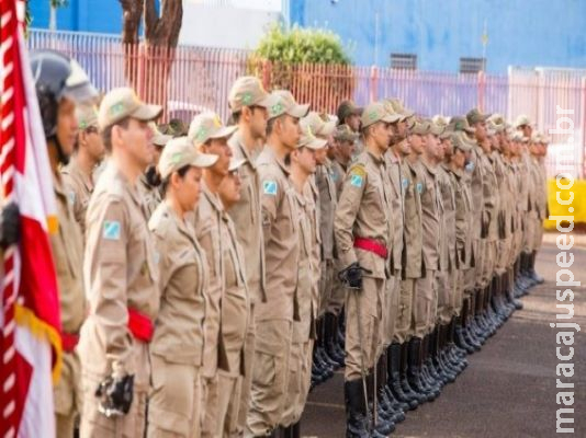 Lei amplia faixa etária de policiais e bombeiros na reserva remunerada