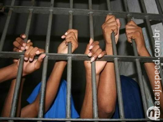 Mais de 25 adolescentes fogem de Unei após motim e agressão a agentes Mais de 25 adolescentes fogem de Unei após motim e agressão a agentes