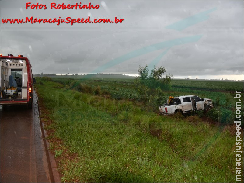 Maracaju: Corpo de Bombeiros atendem ocorrência de saída de pista no minianel rodoviário