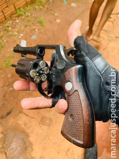 Operação Laburu na madrugada achou lanche estragado e arma roubada de militar Operação Laburu na madrugada achou lanche estragado e arma roubada de militar