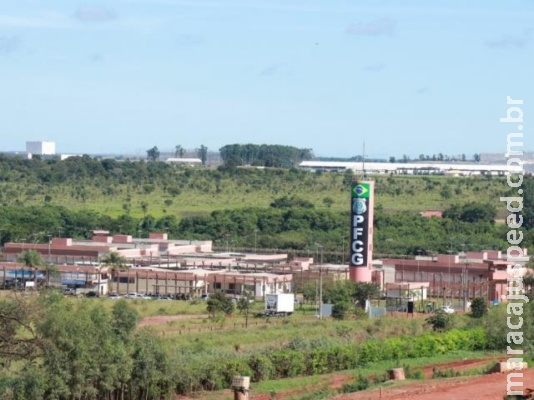 Penitenciária tira pão, café, leite e reduz bolo e chocolate do menu de presos