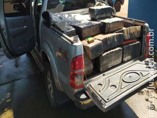 Polícia apreende caminhonete furtada com 660 quilos de maconha
