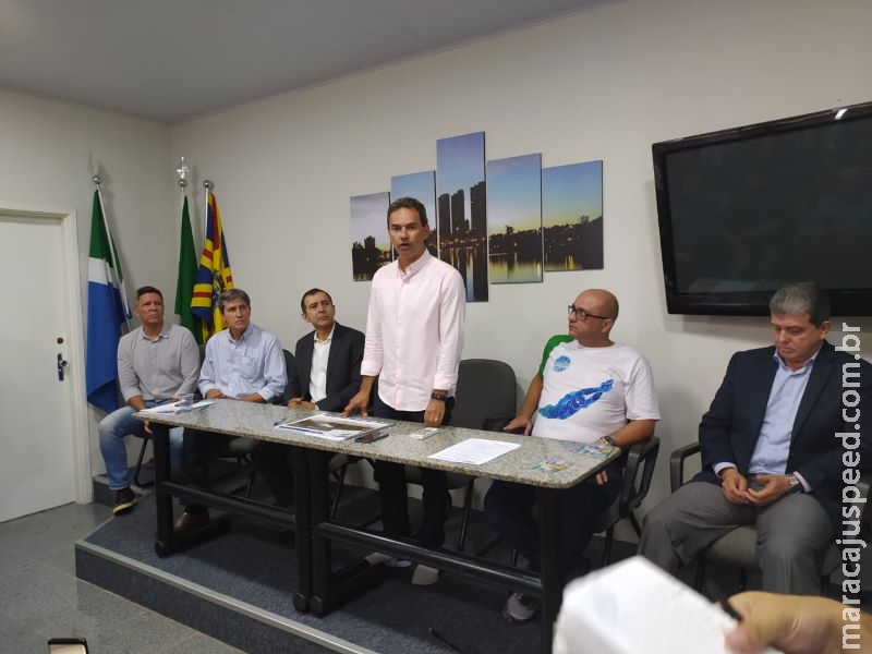 Prefeito diz que reajuste do ônibus será “técnico” Prefeito diz que reajuste do ônibus será “técnico”