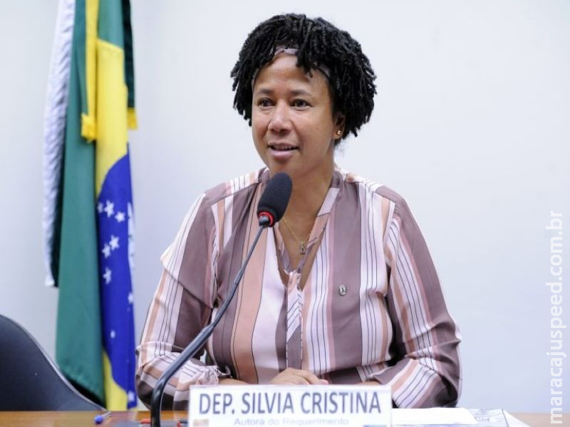 Relatório quer tornar crime falta de repasse de recursos para o SUS Relatório quer tornar crime falta de repasse de recursos para o SUS