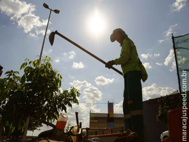 1º sábado do ano é de sol forte durante o dia e pancadas de chuvas à tarde e à noite