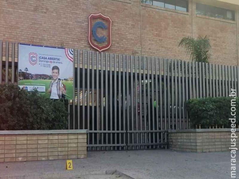 Adolescente se suicida após deixar professora morta em tiroteio em escola no México Adolescente se suicida após deixar professora morta em tiroteio em escola no México