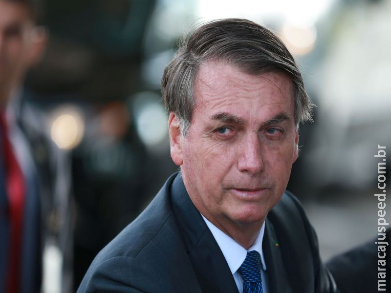 Bolsonaro diz que é Bolsonaro diz que é